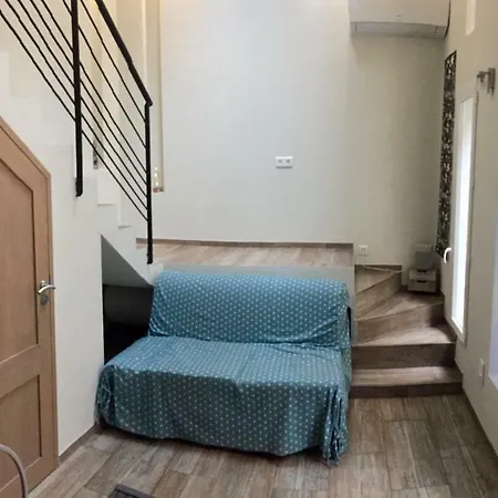 Petite Maison Atypique Avec Jardin Au Coeur D'ajaccio * Ajaccio (Corsica)